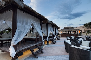 invisa hotel club cala blanca