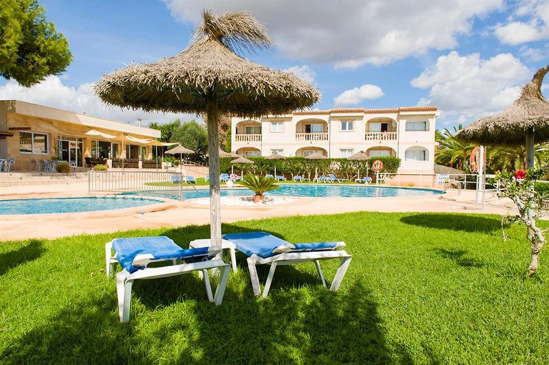 apartamentos sol romantica