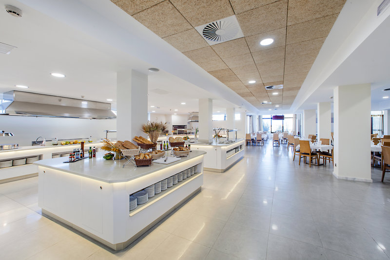 cabot pollensa park spa family resort