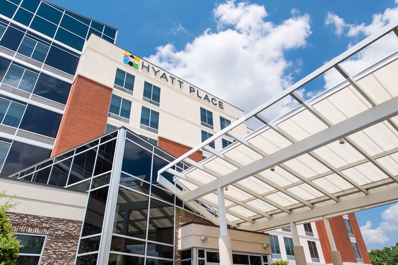 hyatt place charleston airport convention center