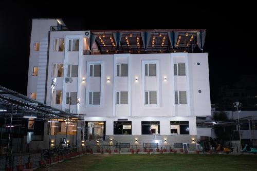 hotel bhairav bagh with swimming pool