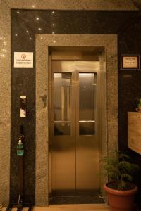 hotel bhairav bagh with swimming pool