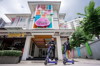 the tint at phuket town