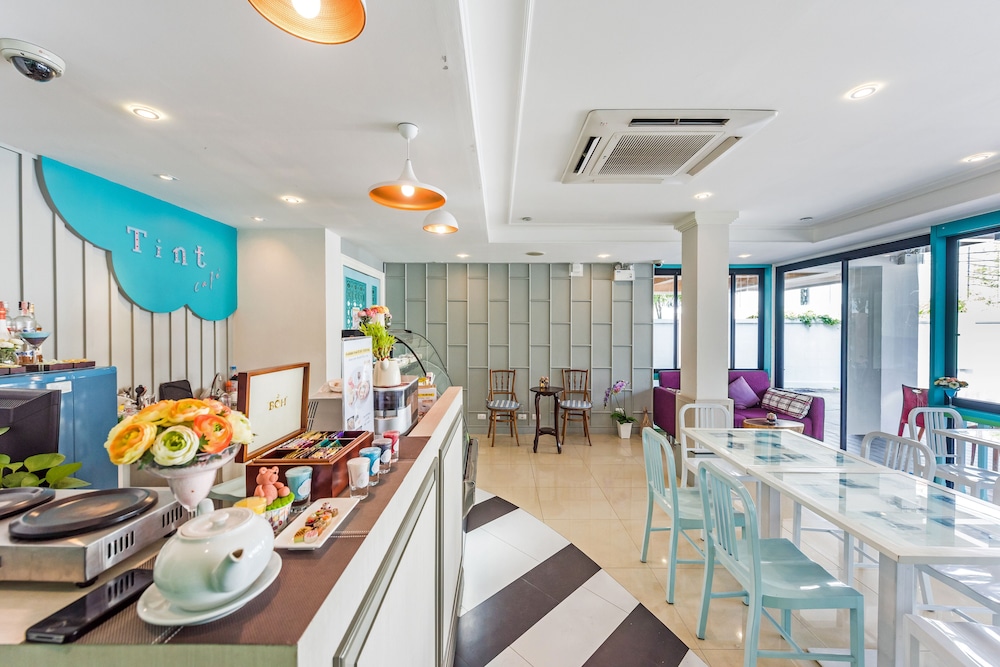 the tint at phuket town