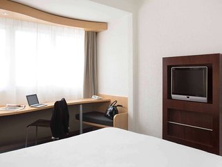 Ibis Geneve Centre Gare,Saint-Gervais / Des Grottes>>Geneva,3 star