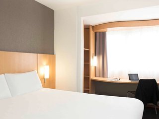 Ibis Geneve Centre Gare,Saint-Gervais / Des Grottes>>Geneva,3 star