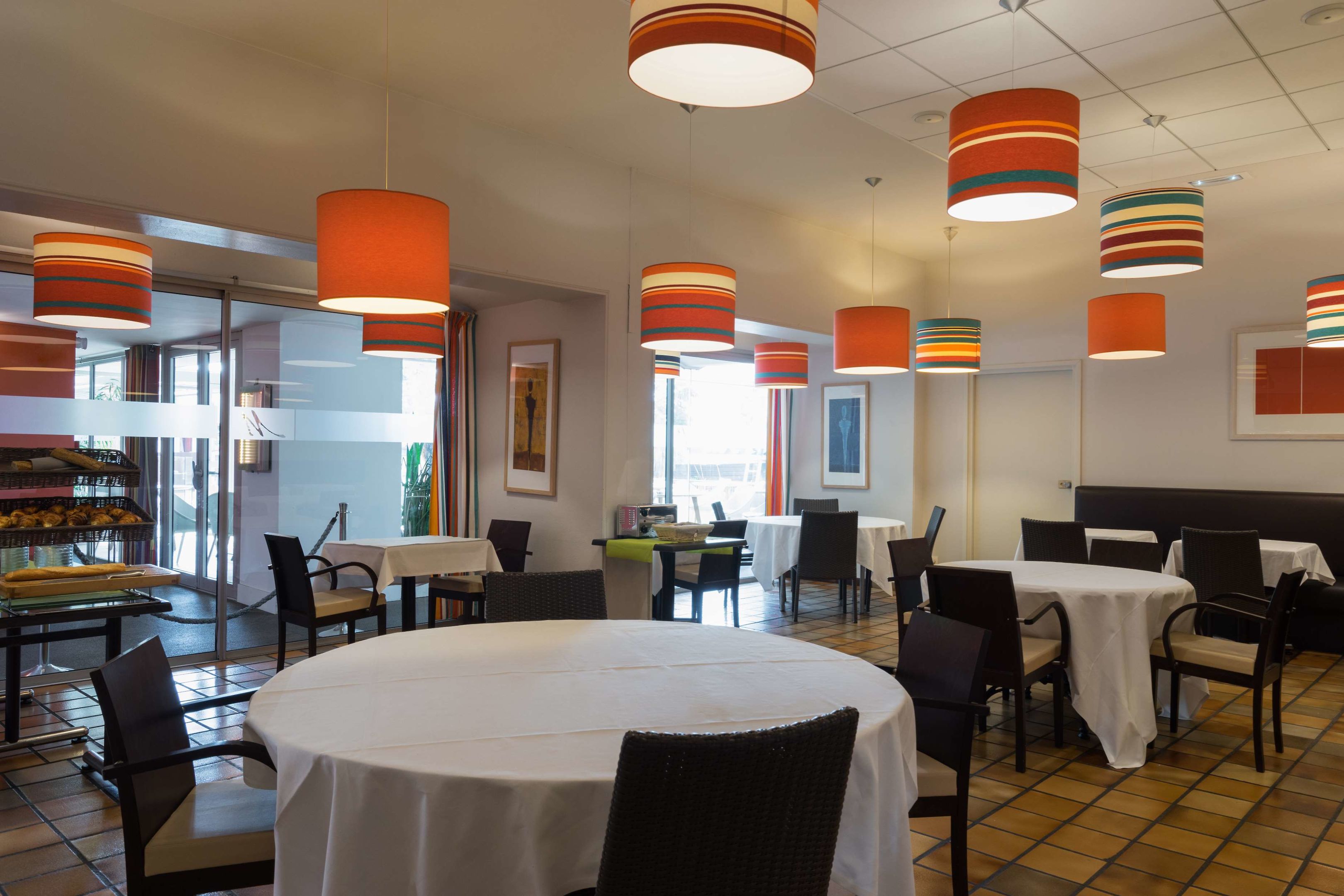 holiday inn perpignan by ihg