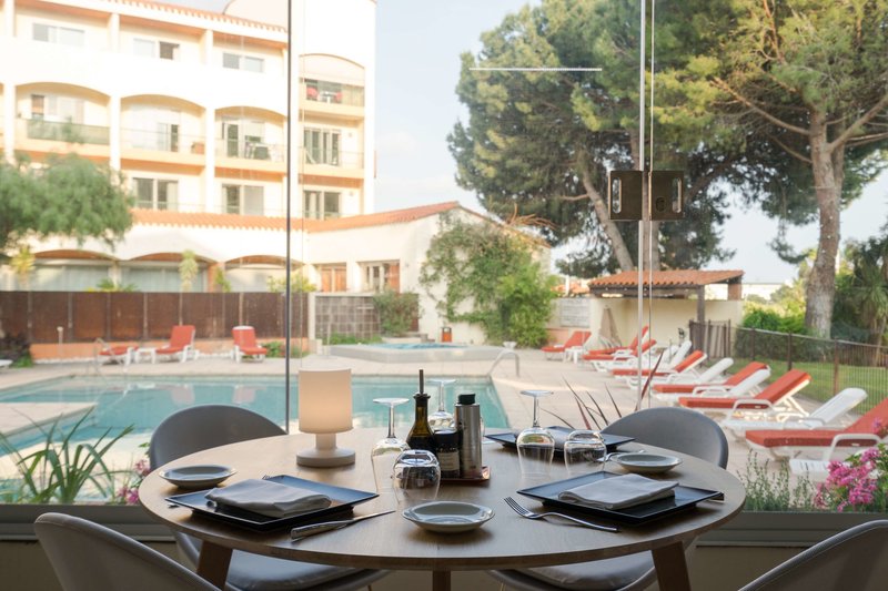 holiday inn perpignan by ihg