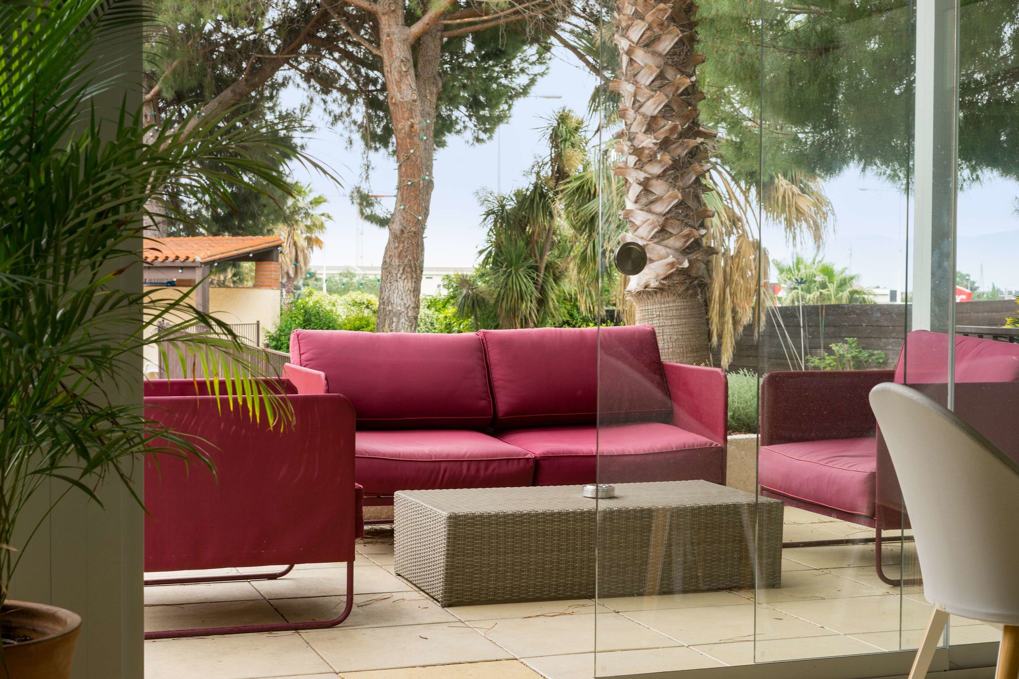 holiday inn perpignan by ihg
