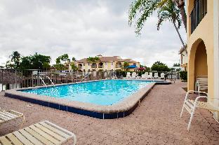 Oyo Waterfront Hotel - Cape Coral/Fort Myers, Fl,Fort Myers>>Cape Coral,3 star