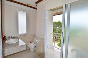 First Bungalow Beach Resort,Chaweng Beach>>Bophut,3 star