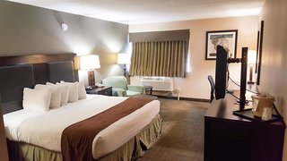Quality Inn & Suites Charleston - Civic Center,South Charleston>>Charleston,3 star