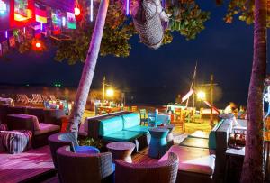 The Fair House Beach Resort & Hotel,Near Phetch Buncha Thai Boxing Stadium,4 star