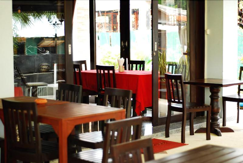 laem din hotel chaweng