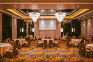 hotel avinash international