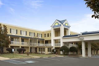 Days Inn By Wyndham Chattanooga/Hamilton Place,Ooltewah>>Chattanooga,2 star