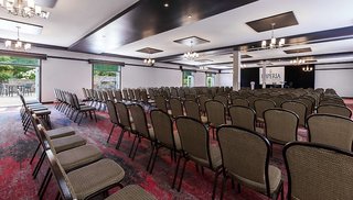 imperia hotel and suites