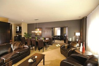Imperia Hotel And Suites,Laval>>Deux-Montagnes,4 star