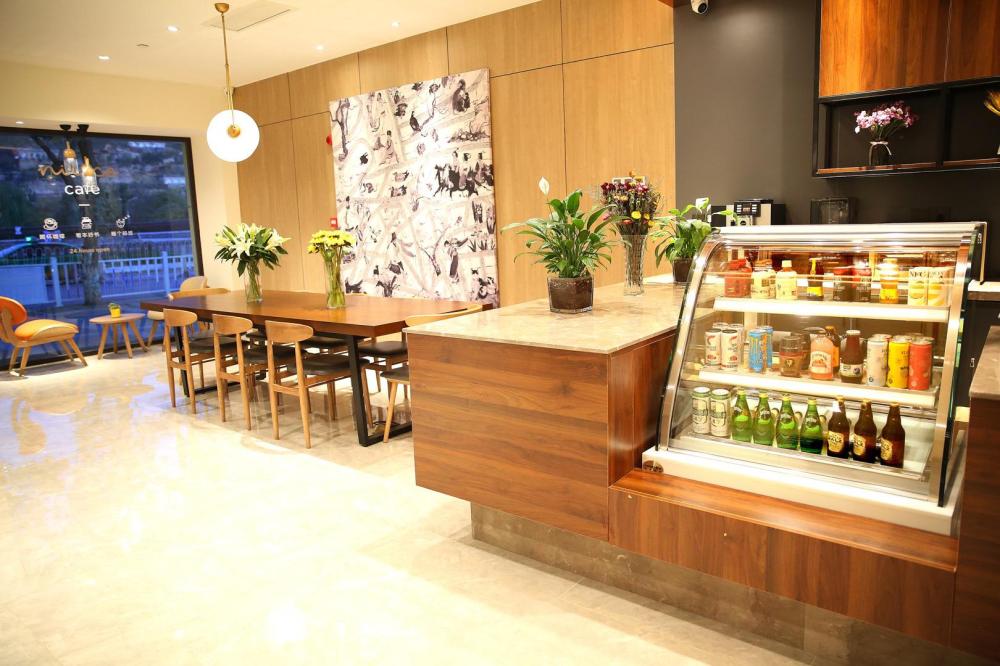 hanting premium hotel yanan pagoda mountain
