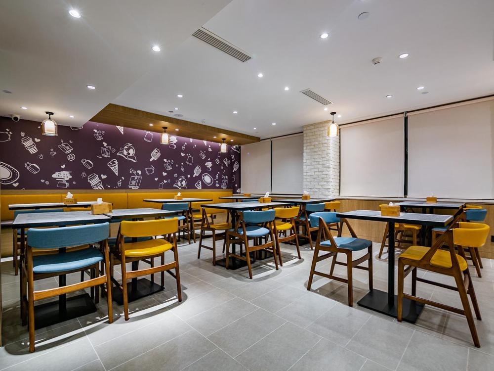 hanting premium hotel yanan pagoda mountain