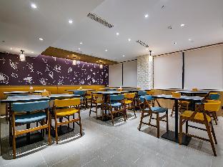 hanting premium hotel yanan pagoda mountain