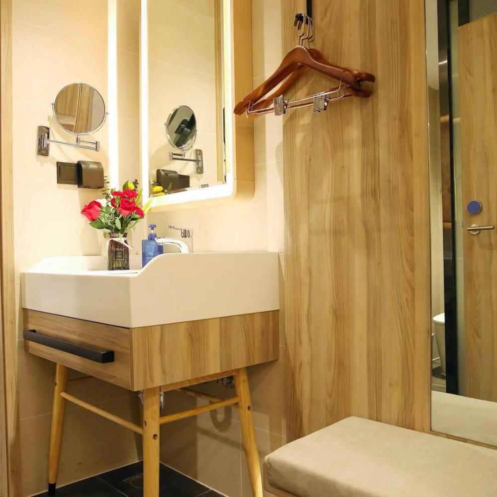 hanting premium hotel yanan pagoda mountain