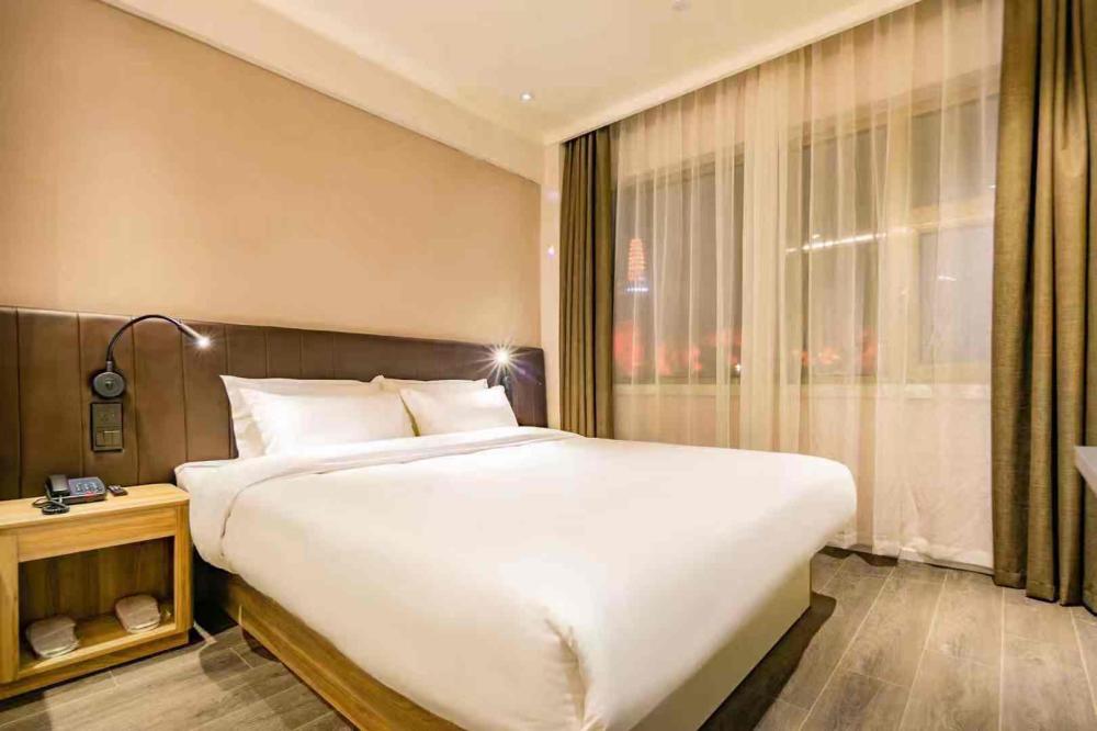 hanting premium hotel yanan pagoda mountain