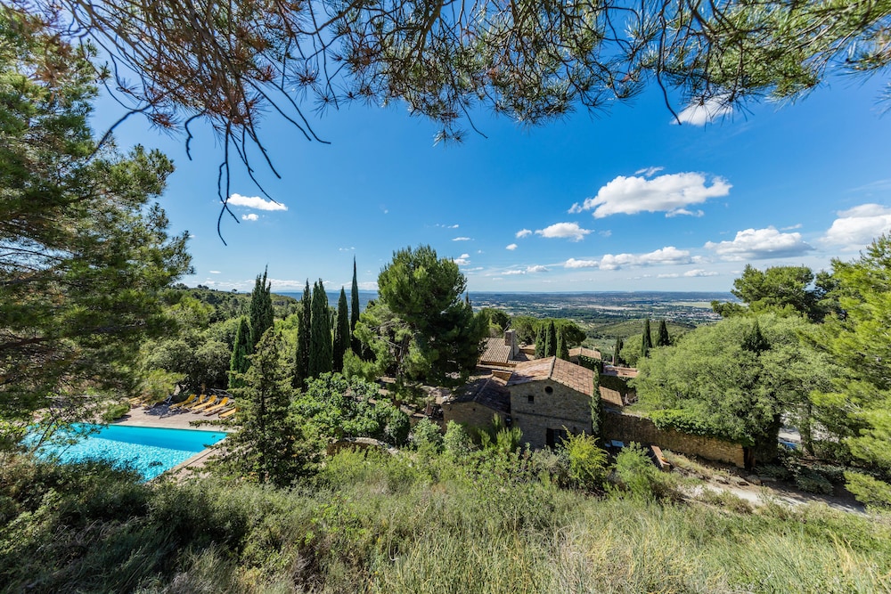 garrigae abbaye de sainte croix