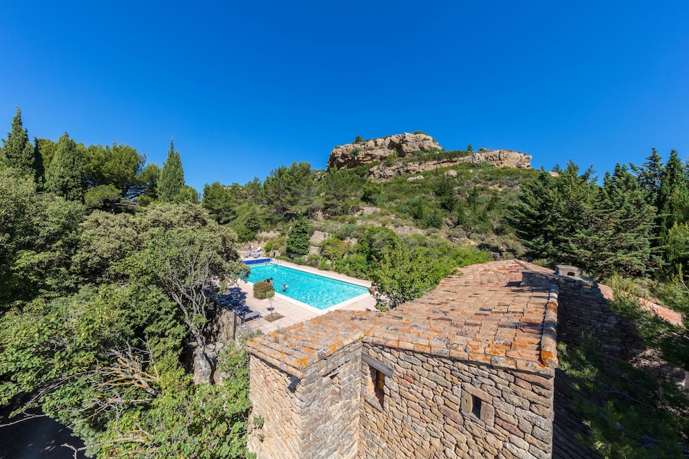 garrigae abbaye de sainte croix