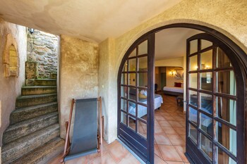 garrigae abbaye de sainte croix