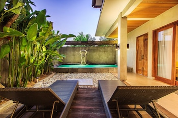 kuta legian villa