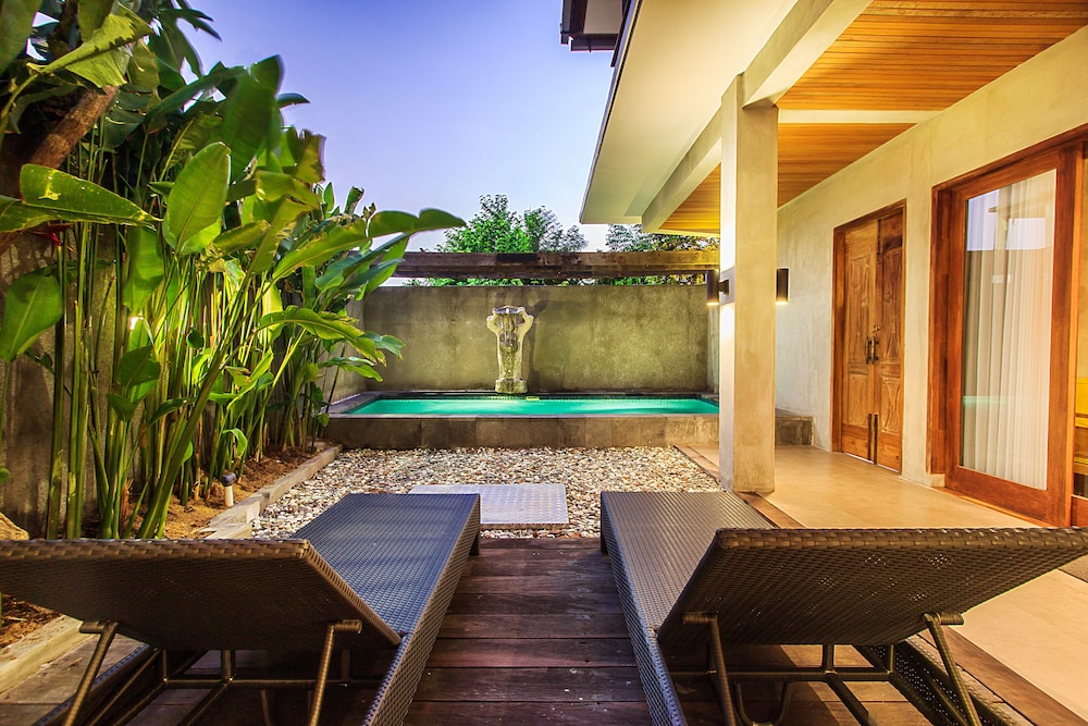 kuta legian villa