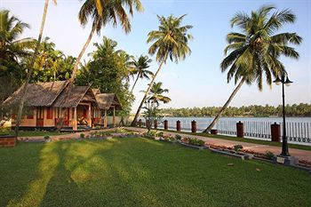 Vedic Village Retreat,Near Thiruvanchikulam Mahadeva Temple,3 star