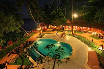 Vedic Village Retreat,Near Thiruvanchikulam Mahadeva Temple,3 star