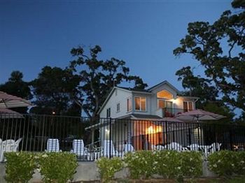 clear lake cottages and marina