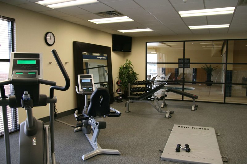 hampton inn and suites pueblo north