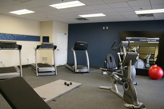 hampton inn and suites pueblo north