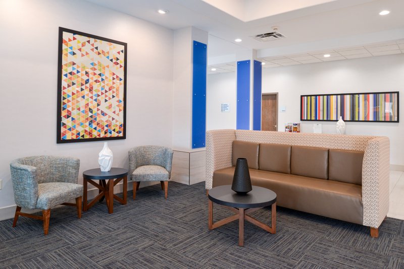 holiday inn express and suites pueblo north by ihg