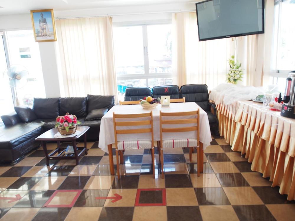 phetsuwan hotel
