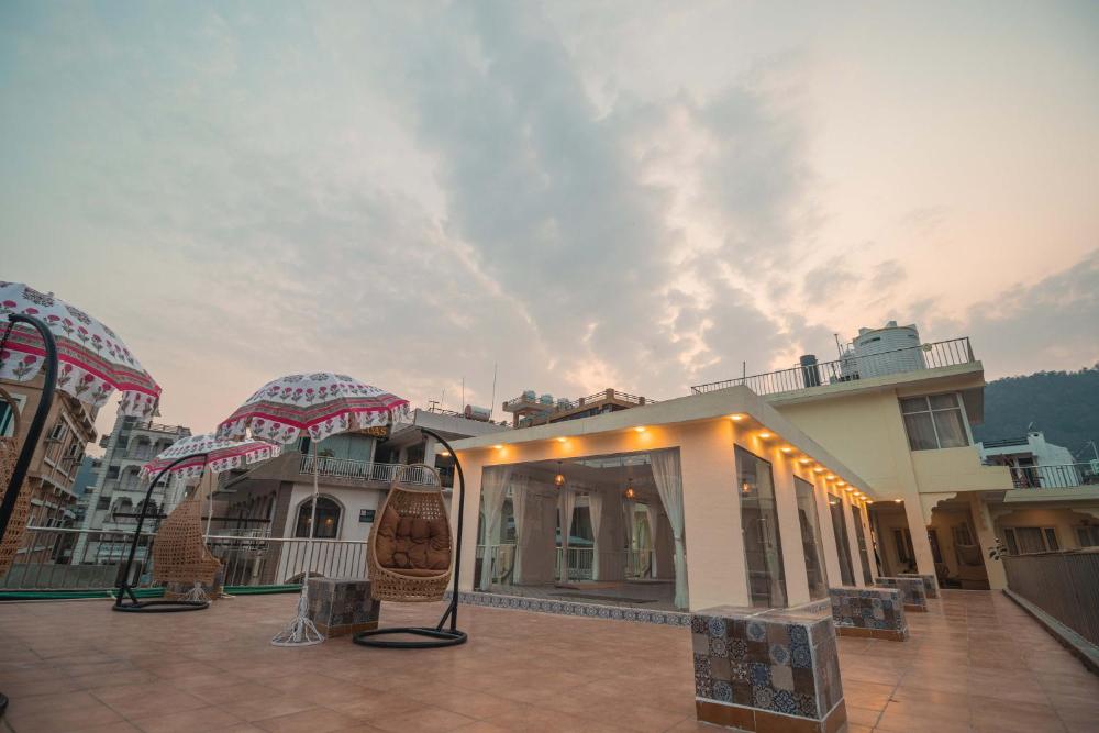 maharishi ayurveda boutique wellness retreat