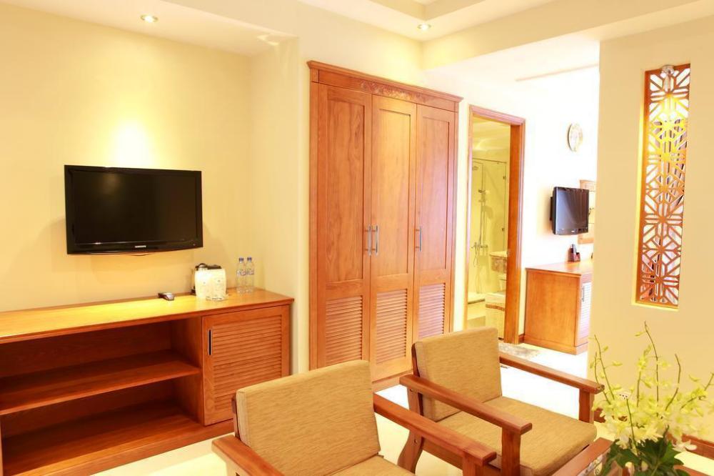 au lac charner hotel