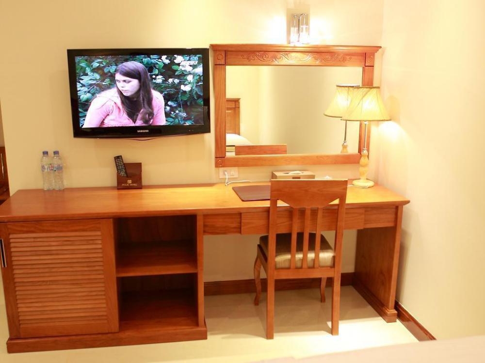 au lac charner hotel