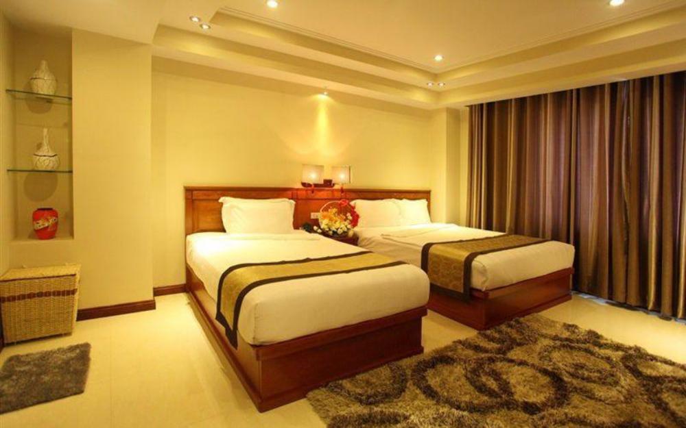 au lac charner hotel