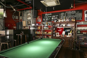 red planet makati avenue manila