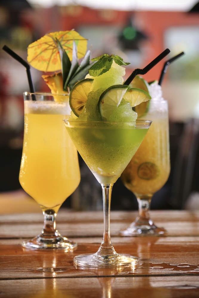 red planet makati avenue manila