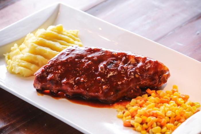 red planet makati avenue manila