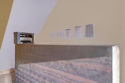 Spot On Hotel Blue Ray,Ghaziabad>>Delhi,3 star