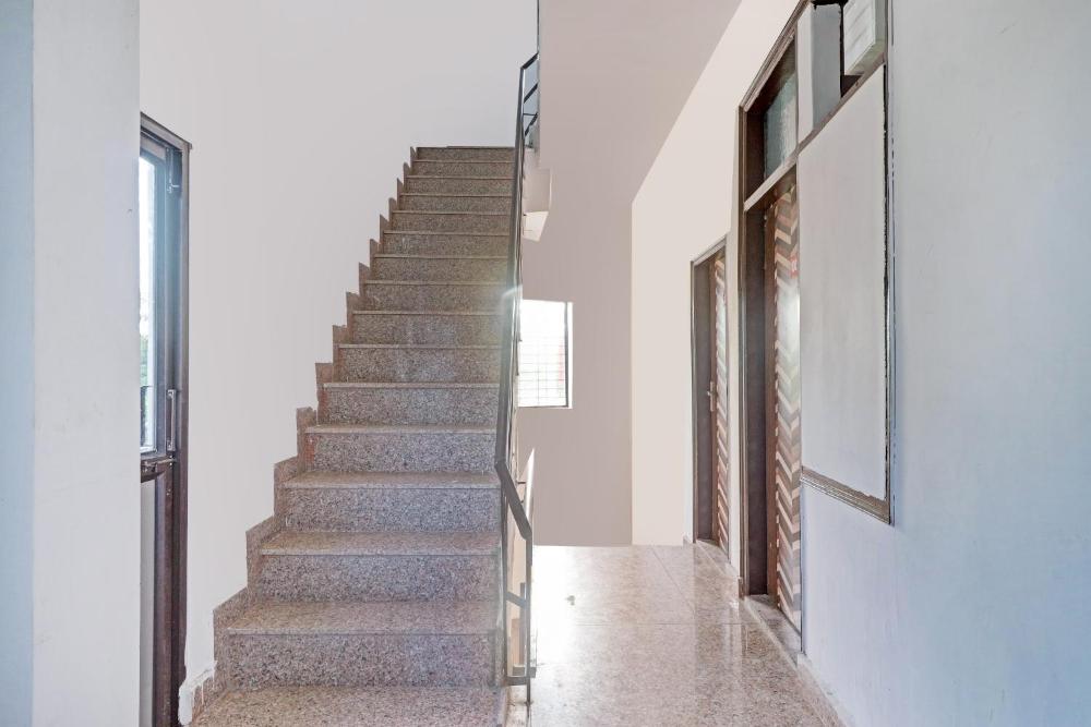 spot on hotel blue ray