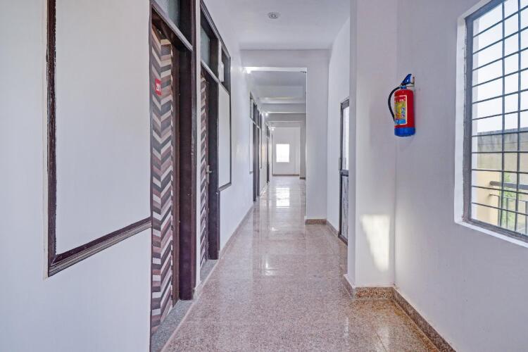 spot on hotel blue ray