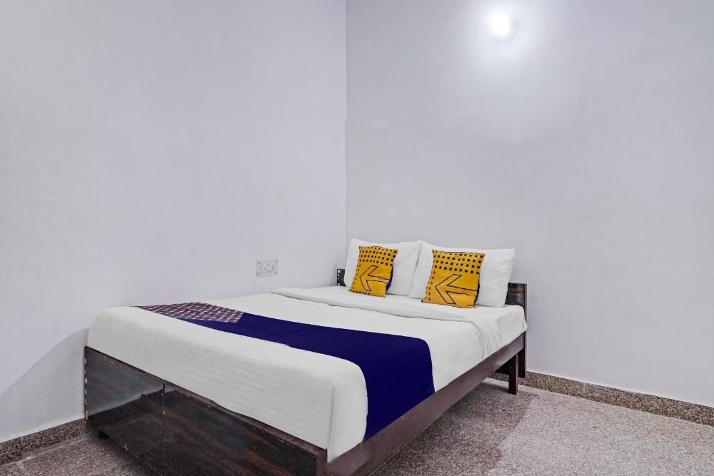 spot on hotel blue ray